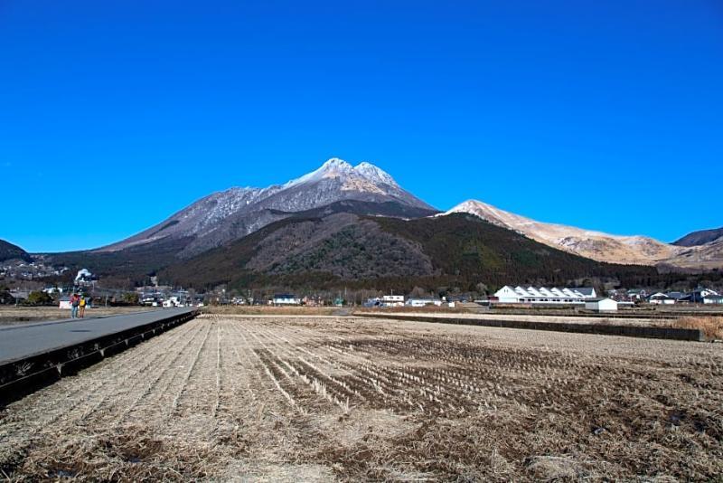 Yufuin Tabinokura Hotel Bagian luar foto